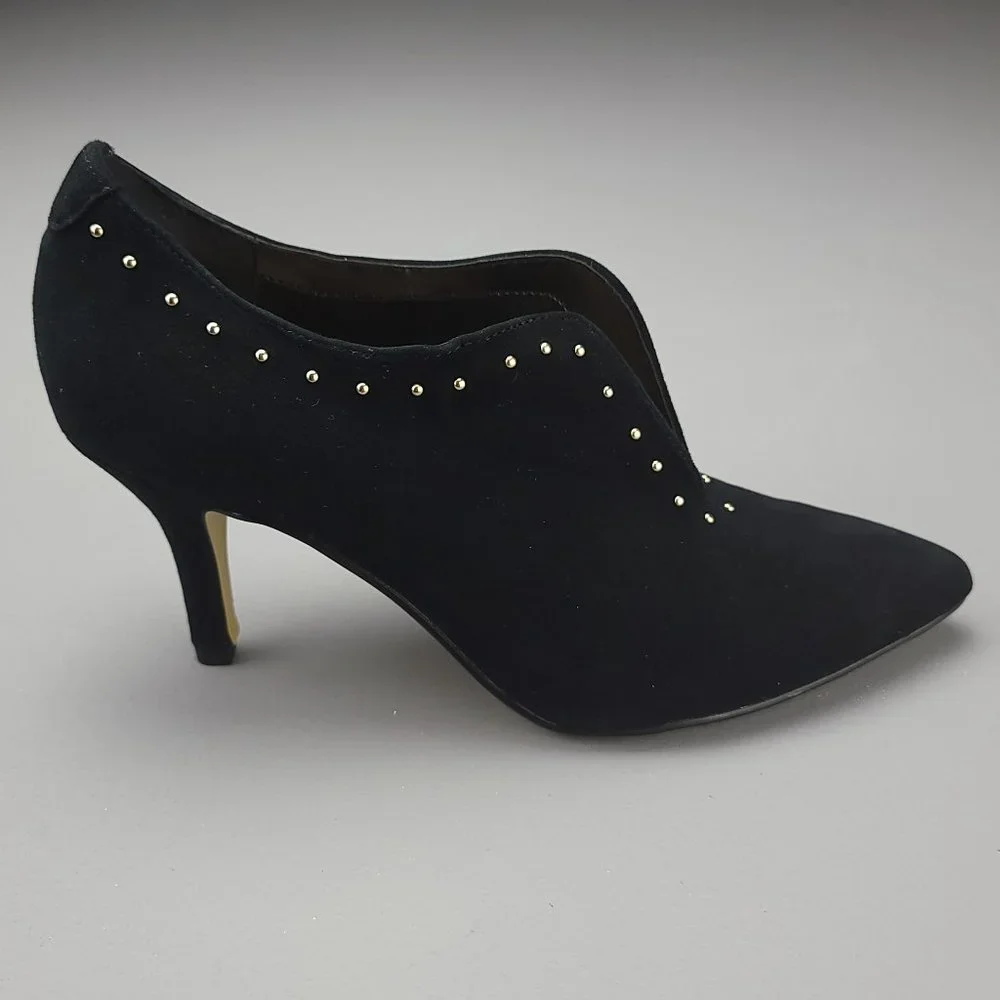 Bella Vita Dara Kid Suede Pointed‎ Toe Classic Pumps Black